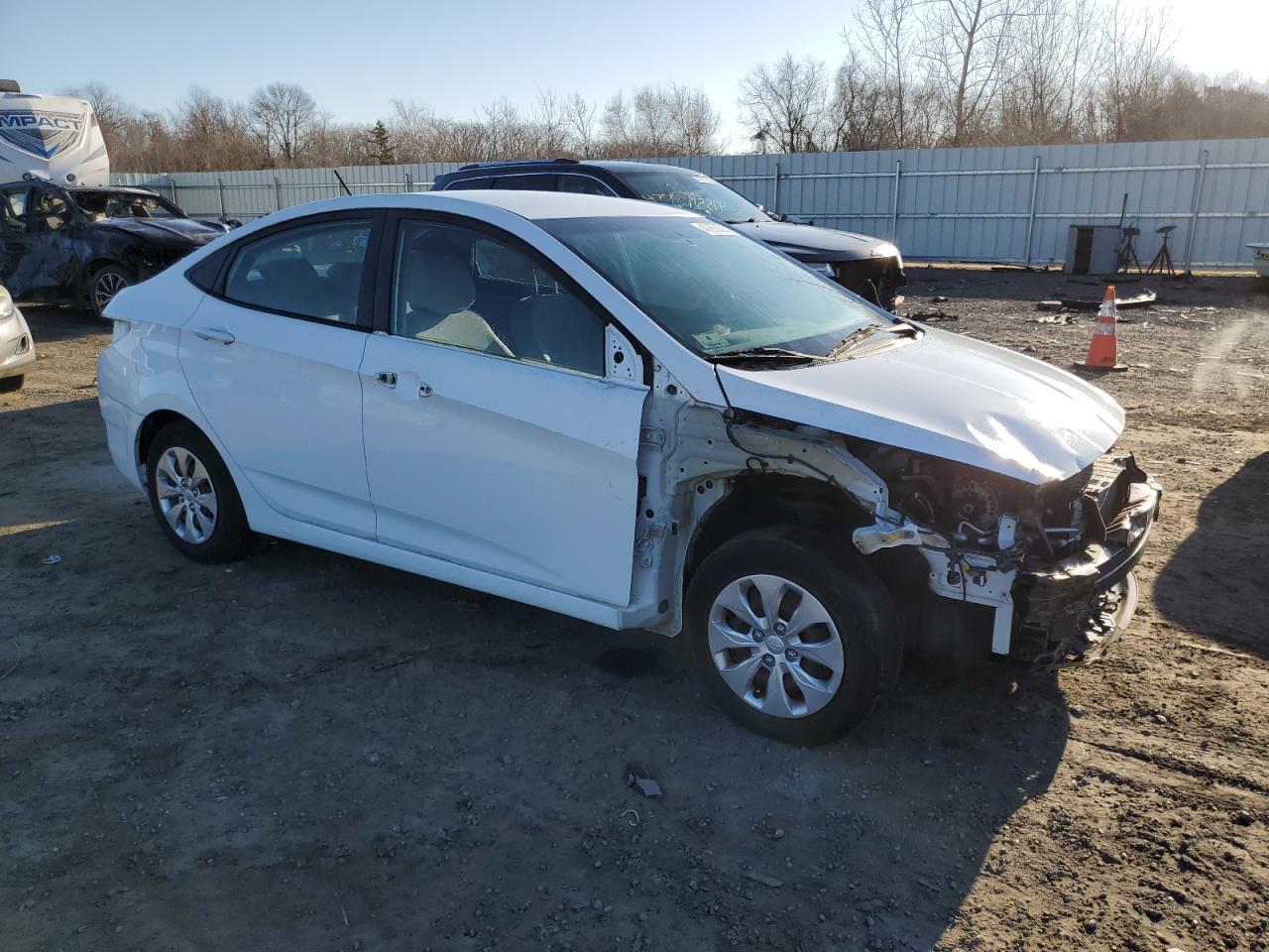 2017 HYUNDAI ACCENT SE - Фото 4