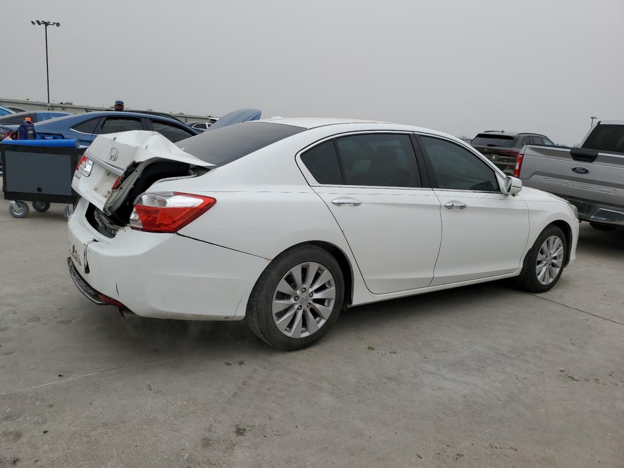 2015 HONDA ACCORD EXL - Image 3