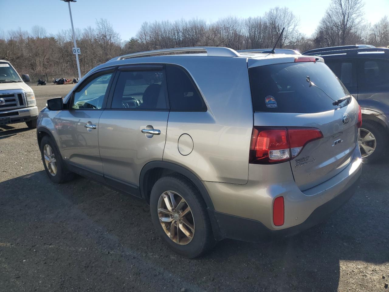 2014 KIA SORENTO LX - Image 2