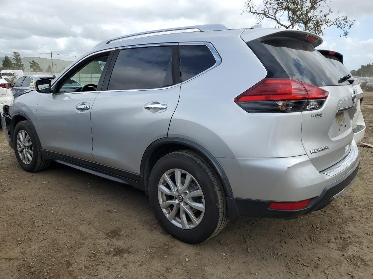 2017 NISSAN ROGUE S - Фото 2