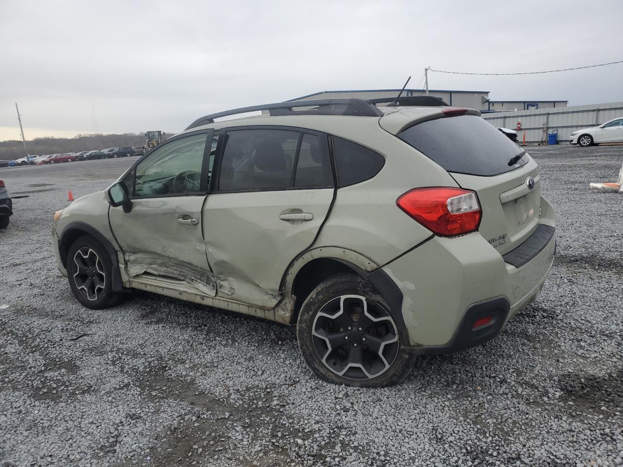 2013 SUBARU XV CROSSTR - Image 2