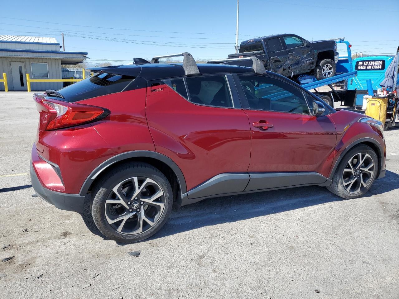 2019 TOYOTA C-HR XLE - Фото 3