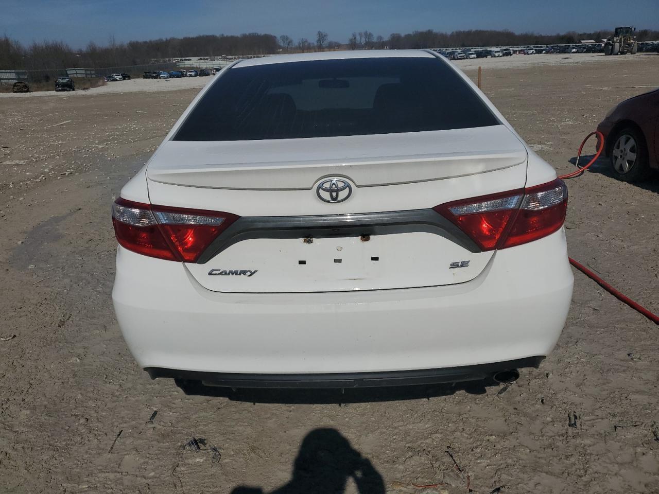 2016 TOYOTA CAMRY LE - Image 6