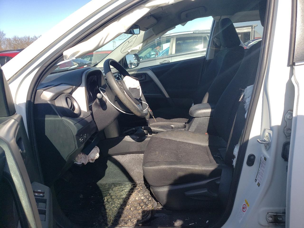 2016 TOYOTA RAV4 LE - Фото 7