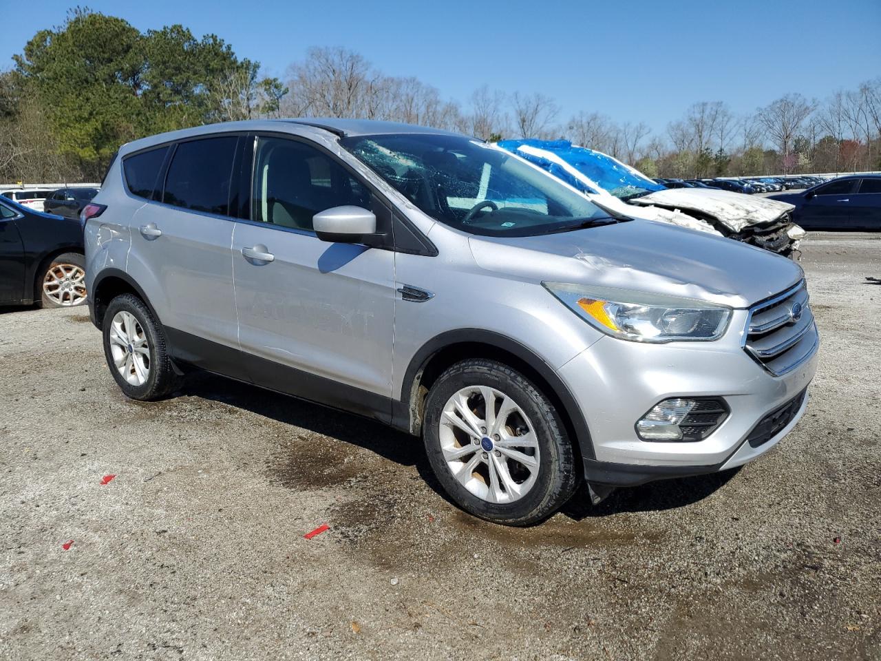 2017 FORD ESCAPE SE - Фото 4