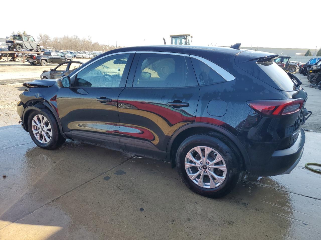 2023 FORD ESCAPE ACT - Image 2