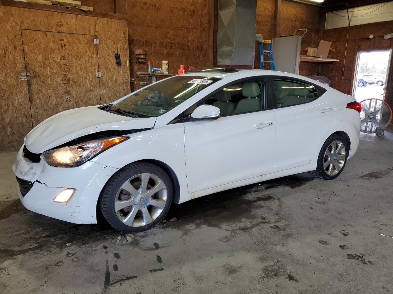2013 HYUNDAI ELANTRA GL