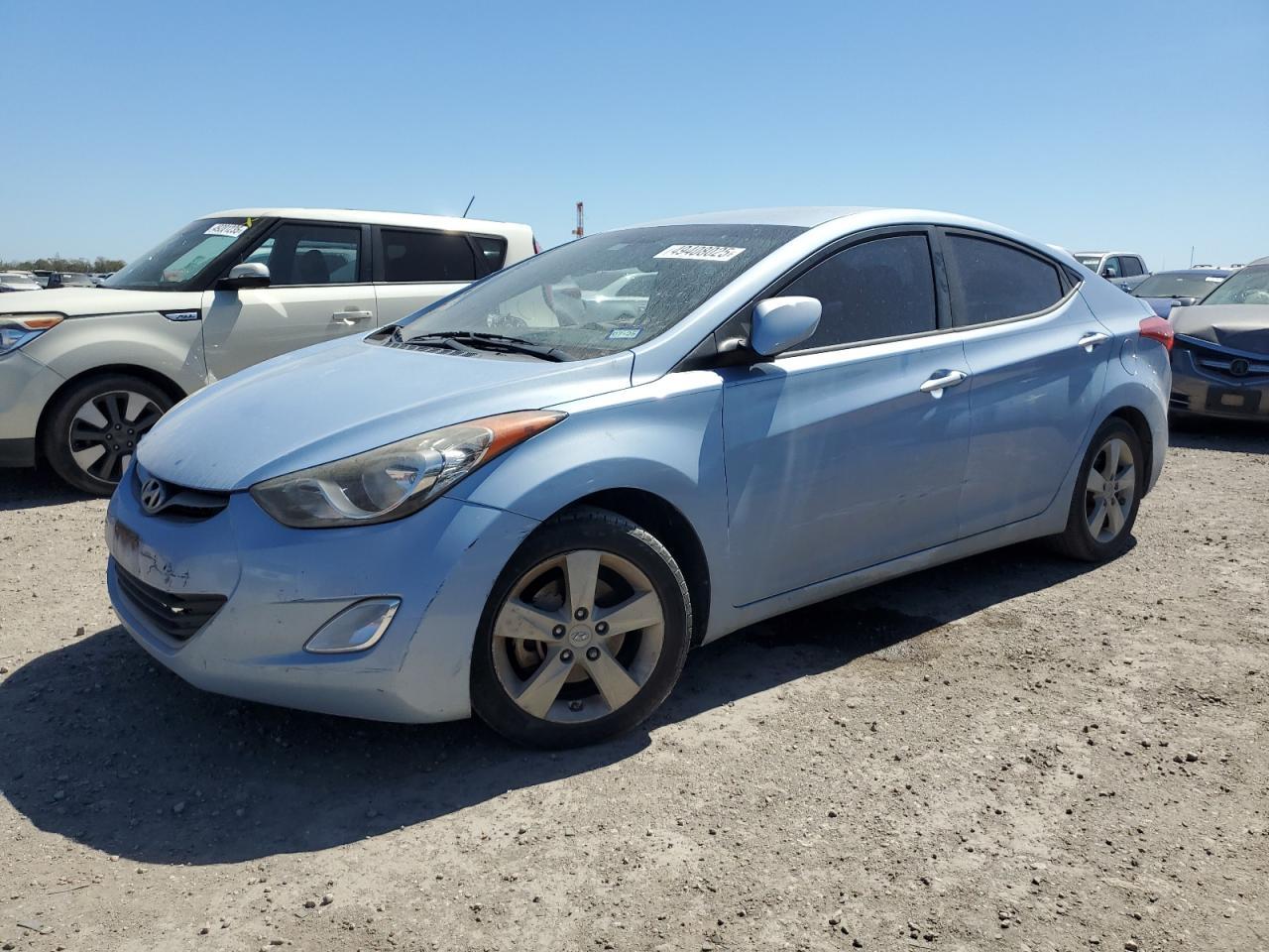 2013 HYUNDAI ELANTRA GL
