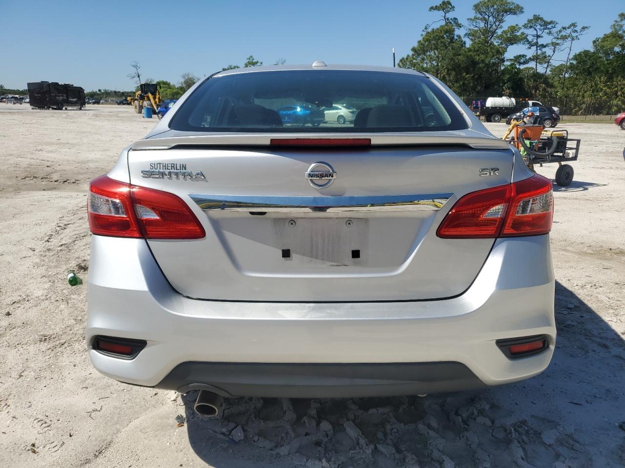 2017 NISSAN SENTRA S - Фото 6
