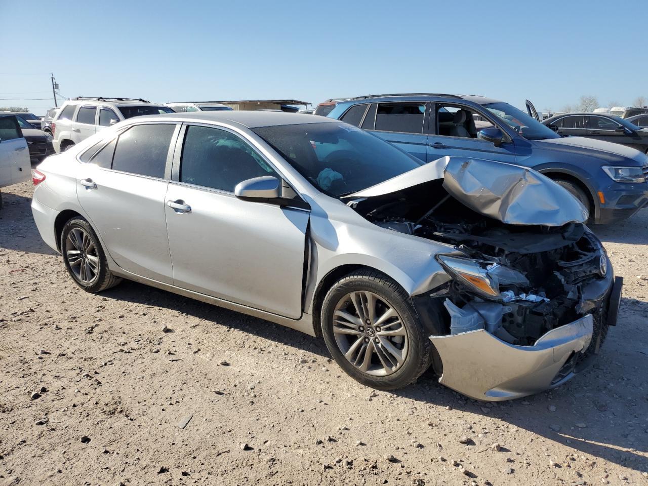 2017 TOYOTA CAMRY LE - Фото 4