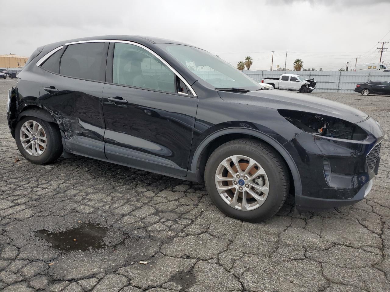 2020 FORD ESCAPE SE - Image 4
