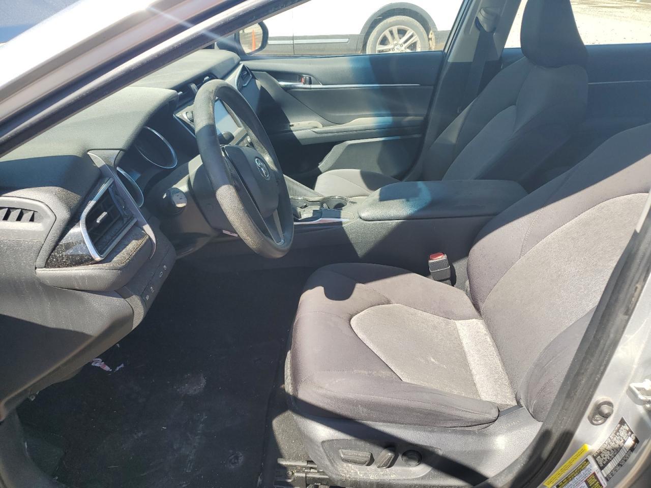 2018 TOYOTA CAMRY L - Фото 7