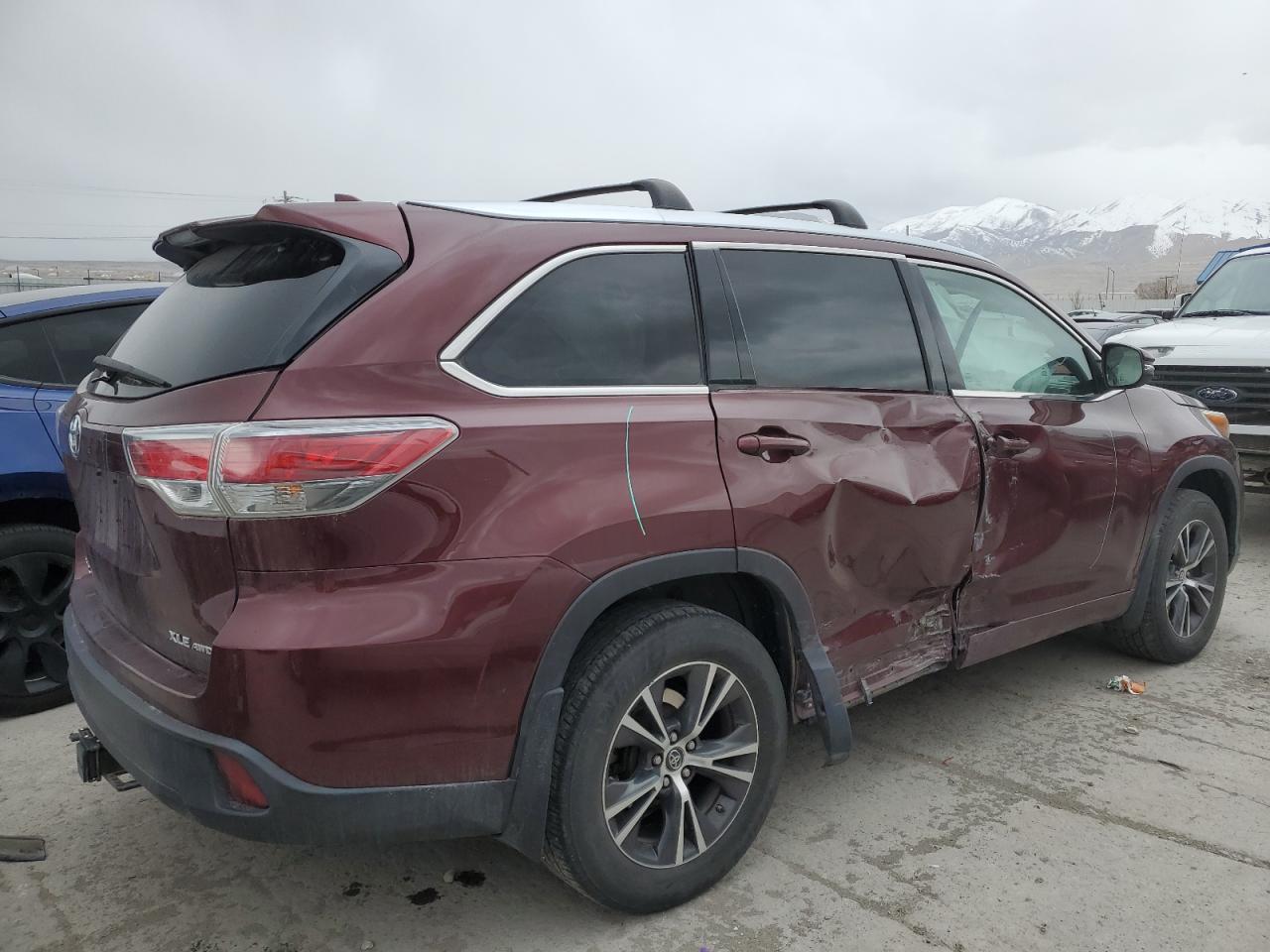 2015 TOYOTA HIGHLANDER - Фото 3