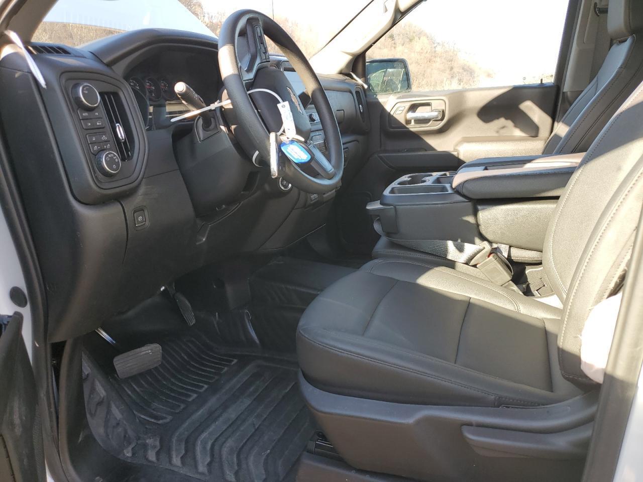 2024 CHEVROLET SILVERADO - Фото 7