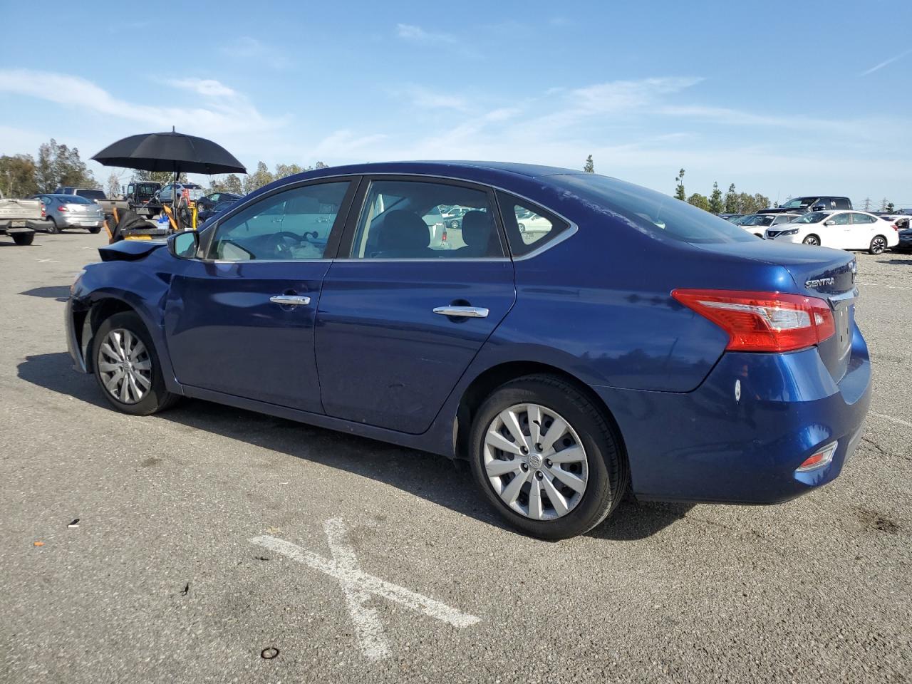 2017 NISSAN SENTRA S - Фото 2