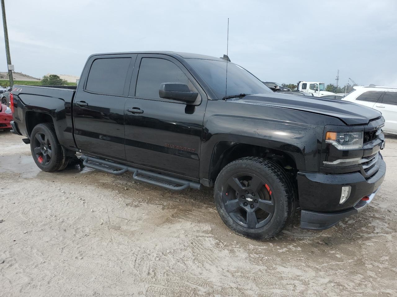 2018 CHEVROLET SILVERADO - Фото 4