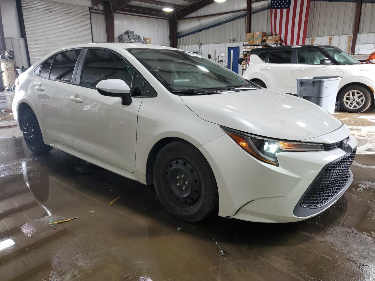 2021 TOYOTA COROLLA LE - Фото 4