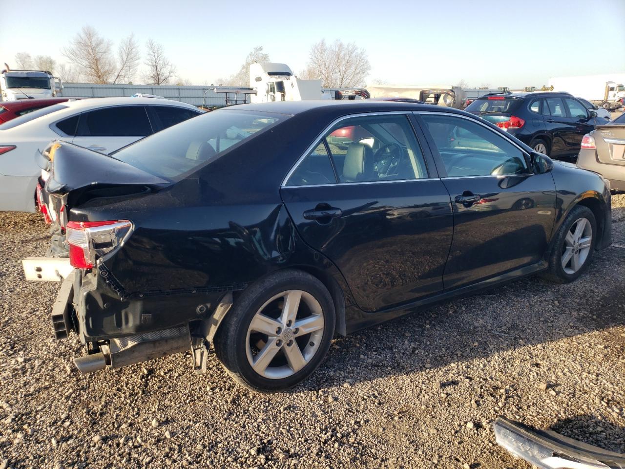 2013 TOYOTA CAMRY L - Image 3