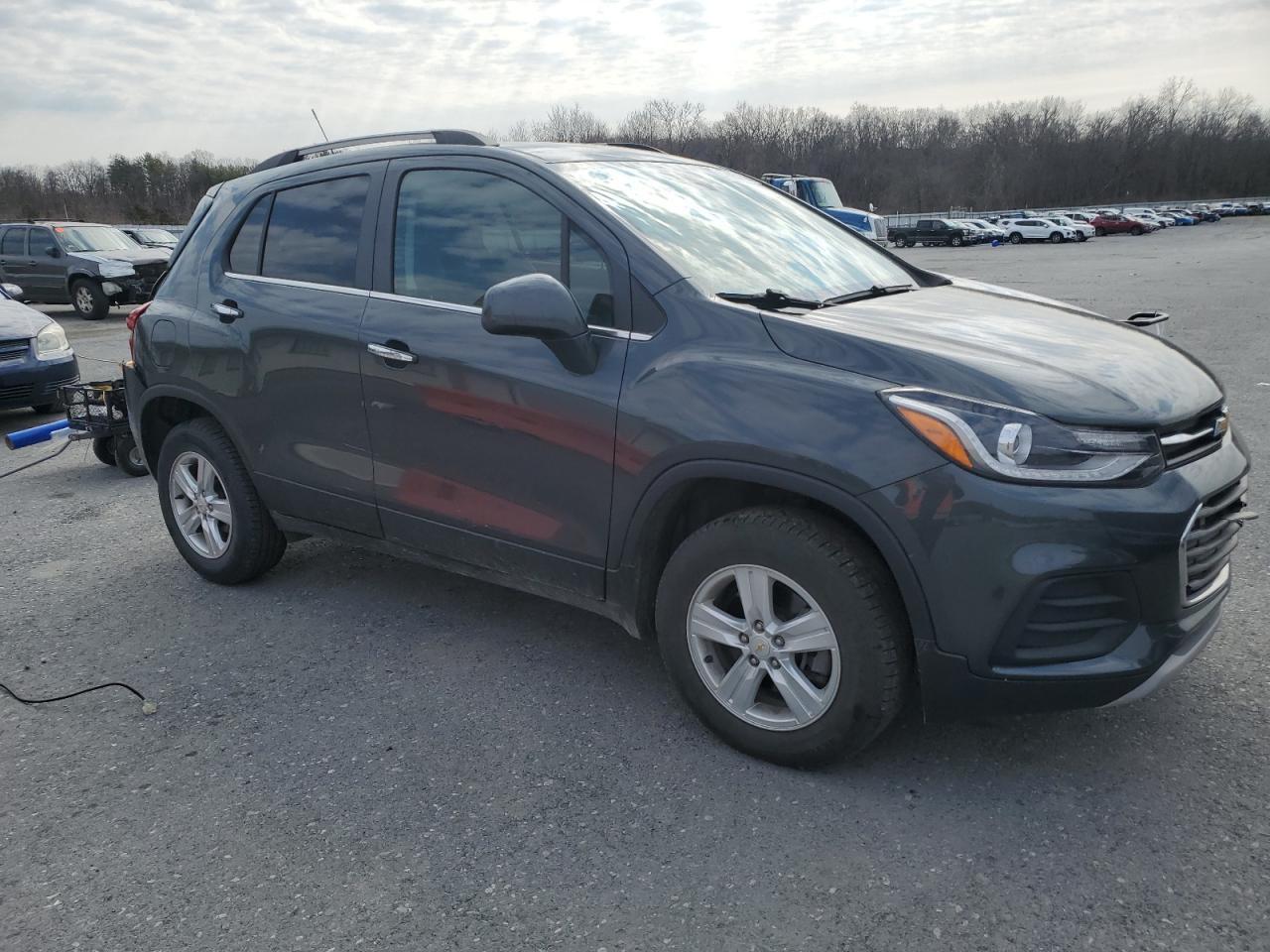 2018 CHEVROLET TRAX 1LT - Image 4