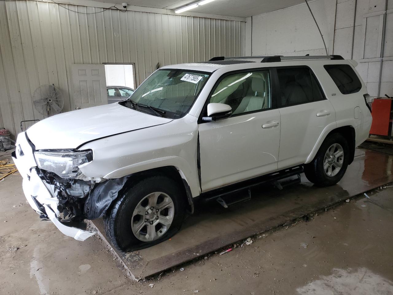 2019 TOYOTA 4RUNNER SR