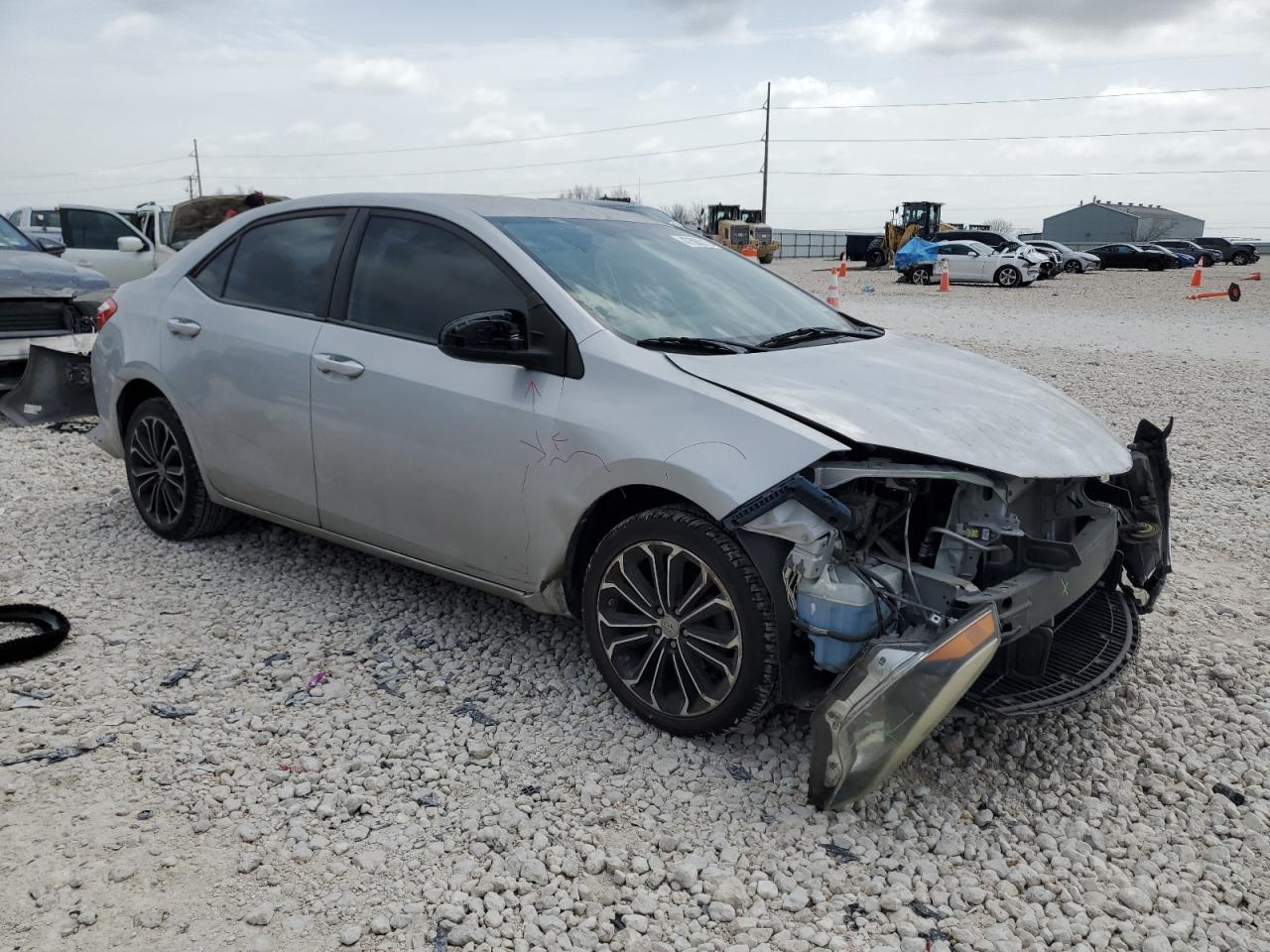 2014 TOYOTA COROLLA L - Image 4