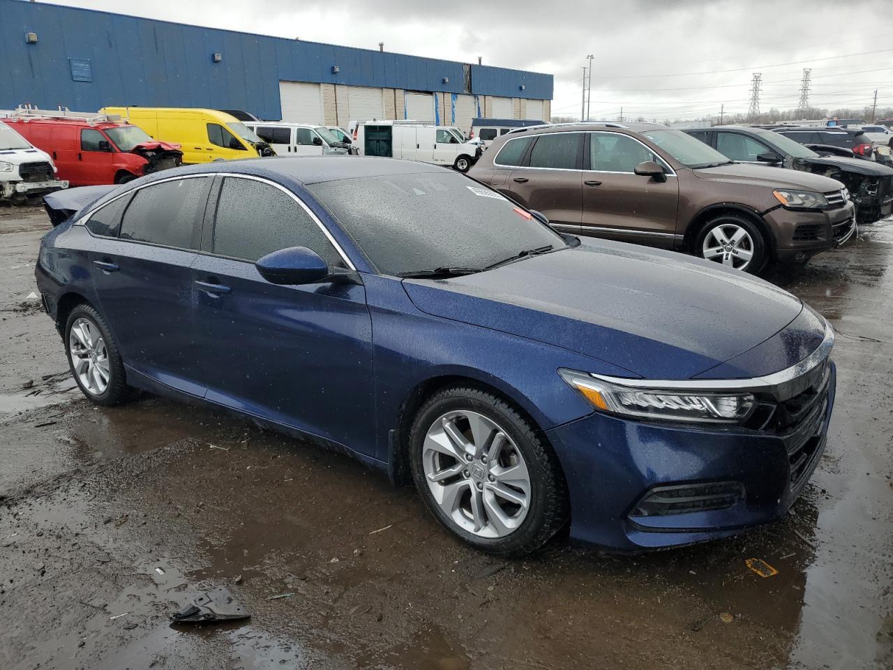2018 HONDA ACCORD LX - Фото 4