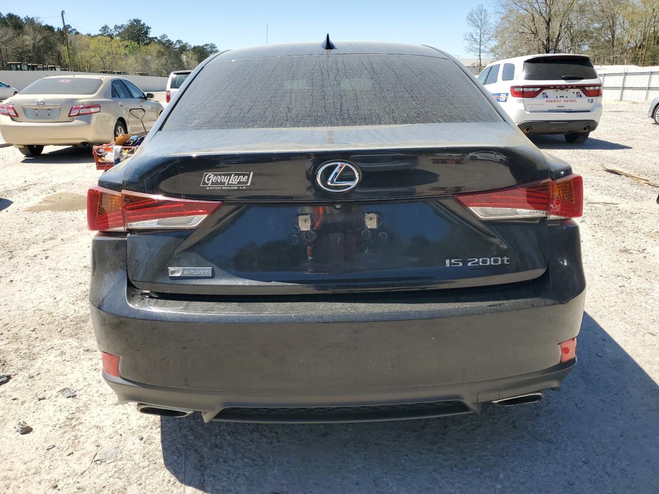 2017 LEXUS IS 200T - Image 6