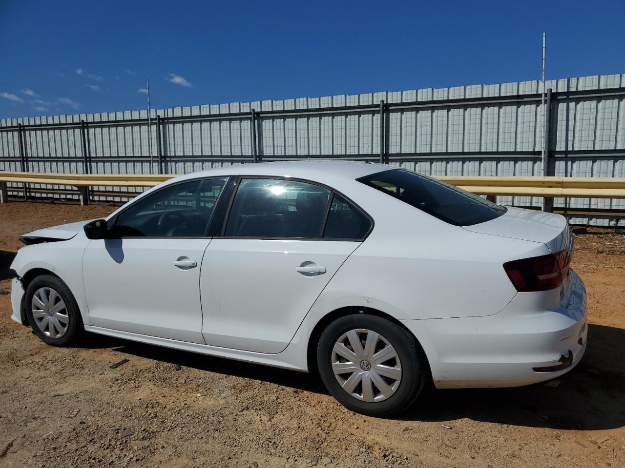 2016 VOLKSWAGEN JETTA S - Image 2