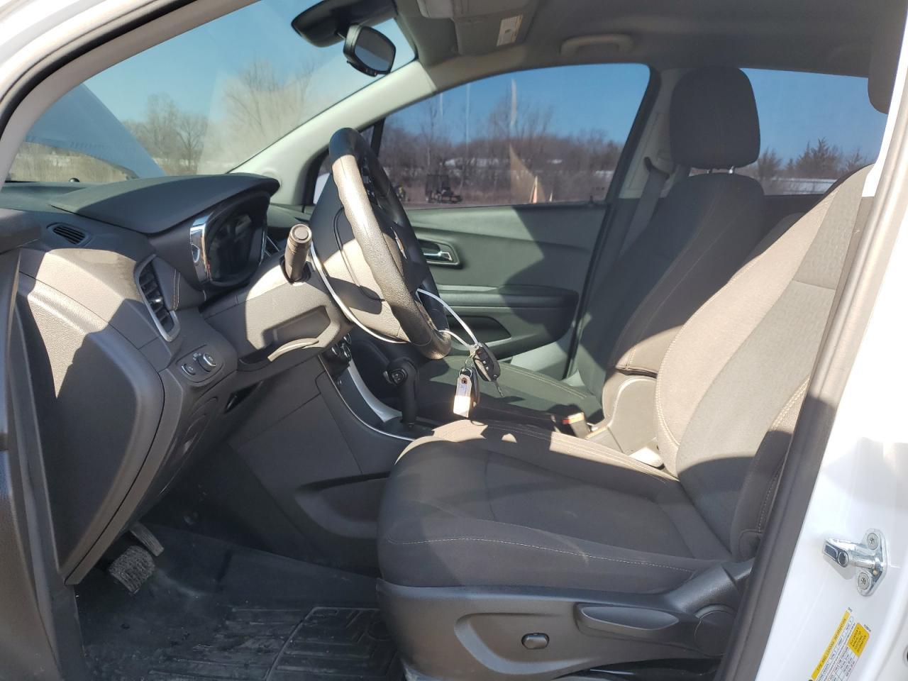 2021 CHEVROLET TRAX LS - Фото 7