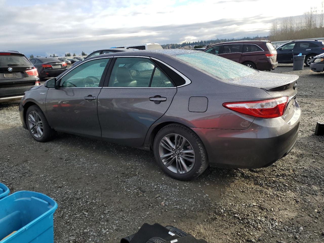 2017 TOYOTA CAMRY HYBR - Image 2