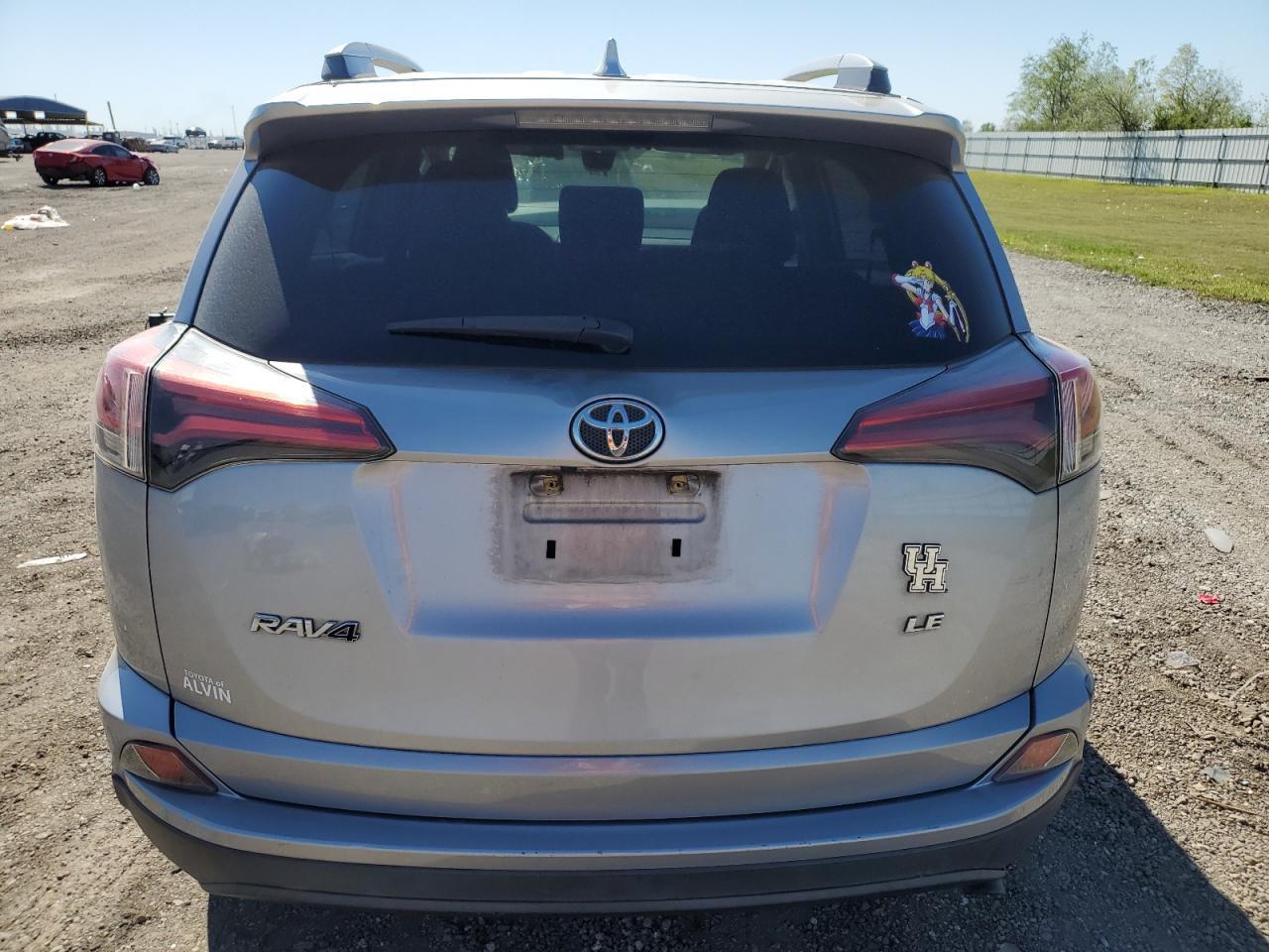 2017 TOYOTA RAV4 LE - Image 6
