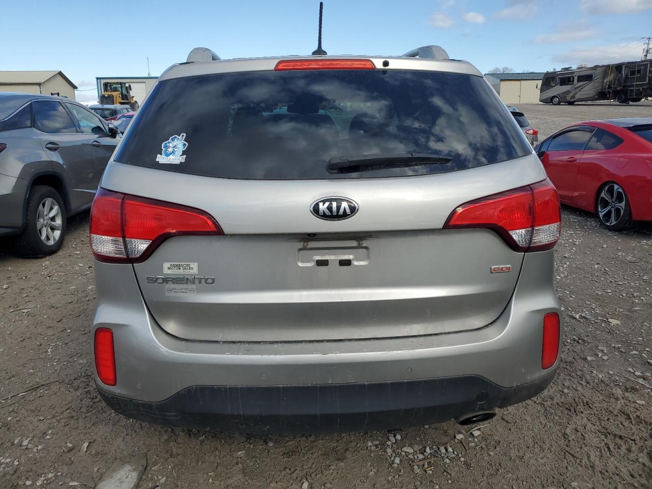 2015 KIA SORENTO LX - Image 6