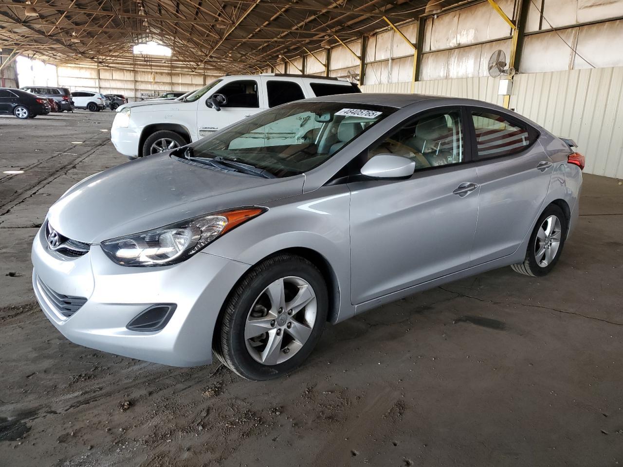 2013 HYUNDAI ELANTRA GL