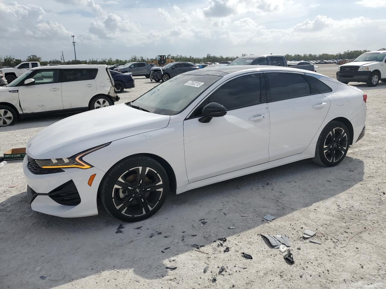 2023 KIA K5 GT LINE
