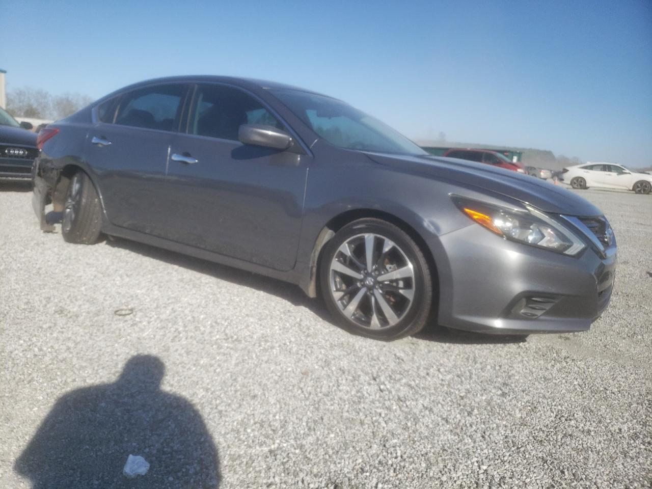 2017 NISSAN ALTIMA 2.5 - Image 4