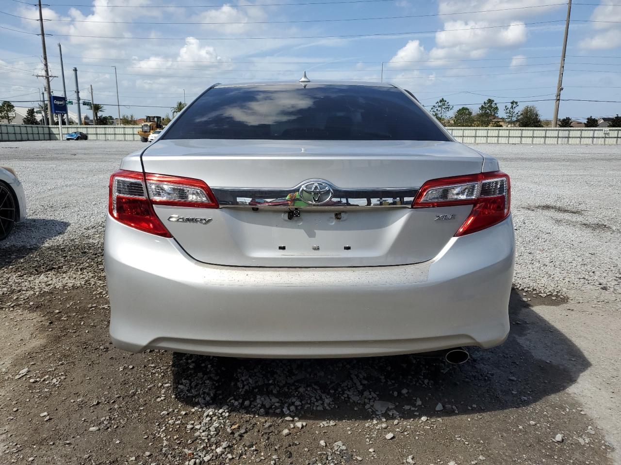 2014 TOYOTA CAMRY L - Image 6