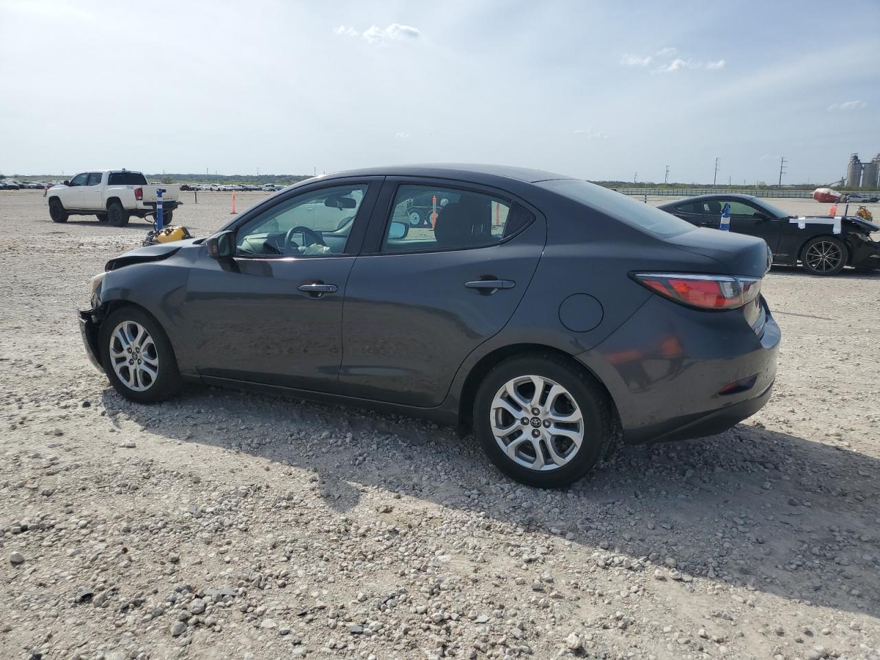 2017 TOYOTA YARIS IA - Image 2