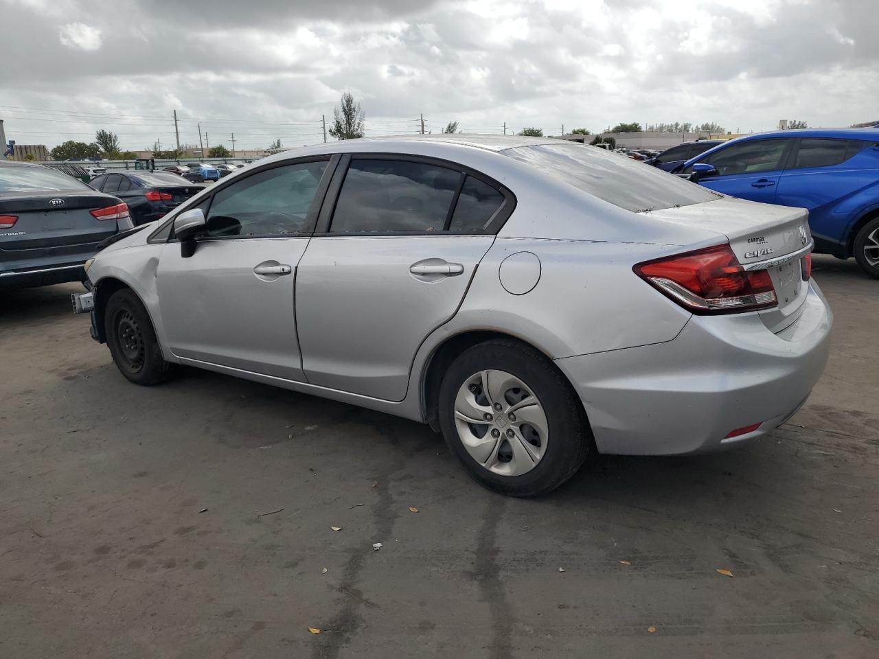 2015 HONDA CIVIC LX - Image 2