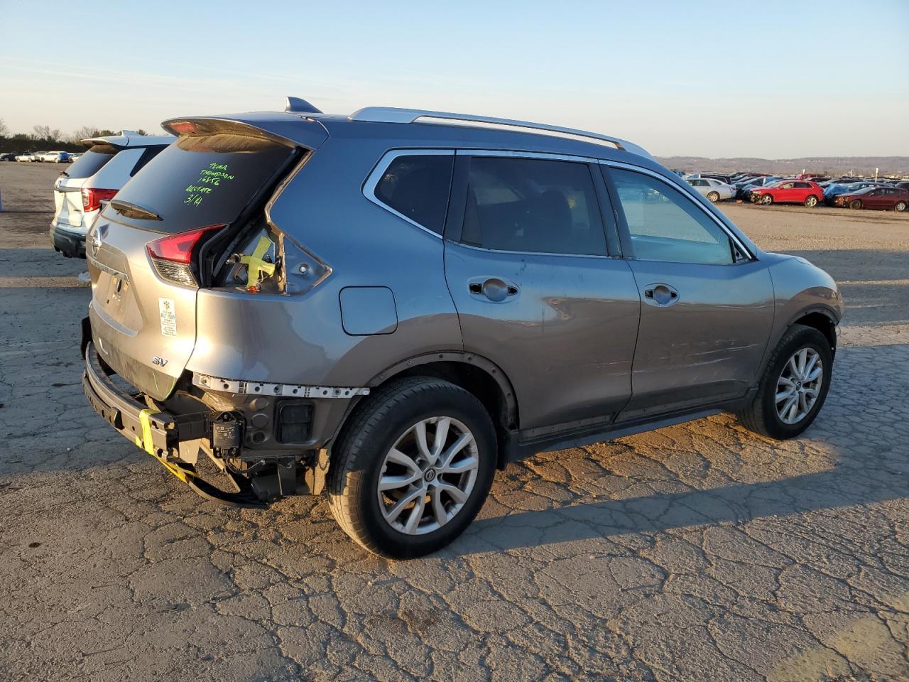 2018 NISSAN ROGUE S - Фото 3