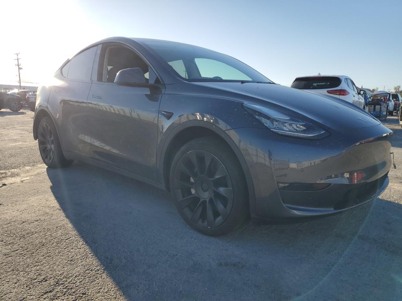 2022 TESLA MODEL Y - Image 4