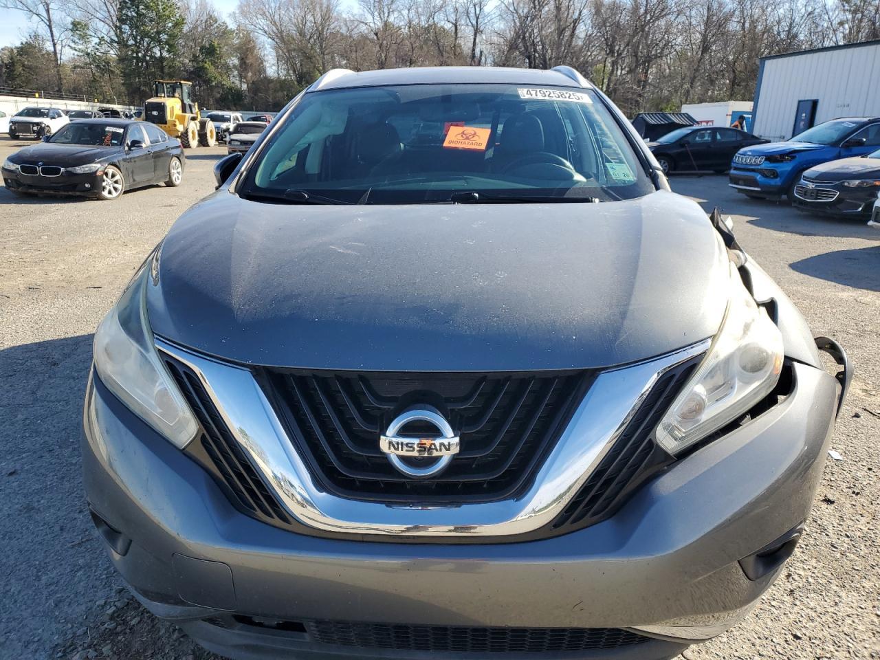 2015 NISSAN MURANO S - Image 5