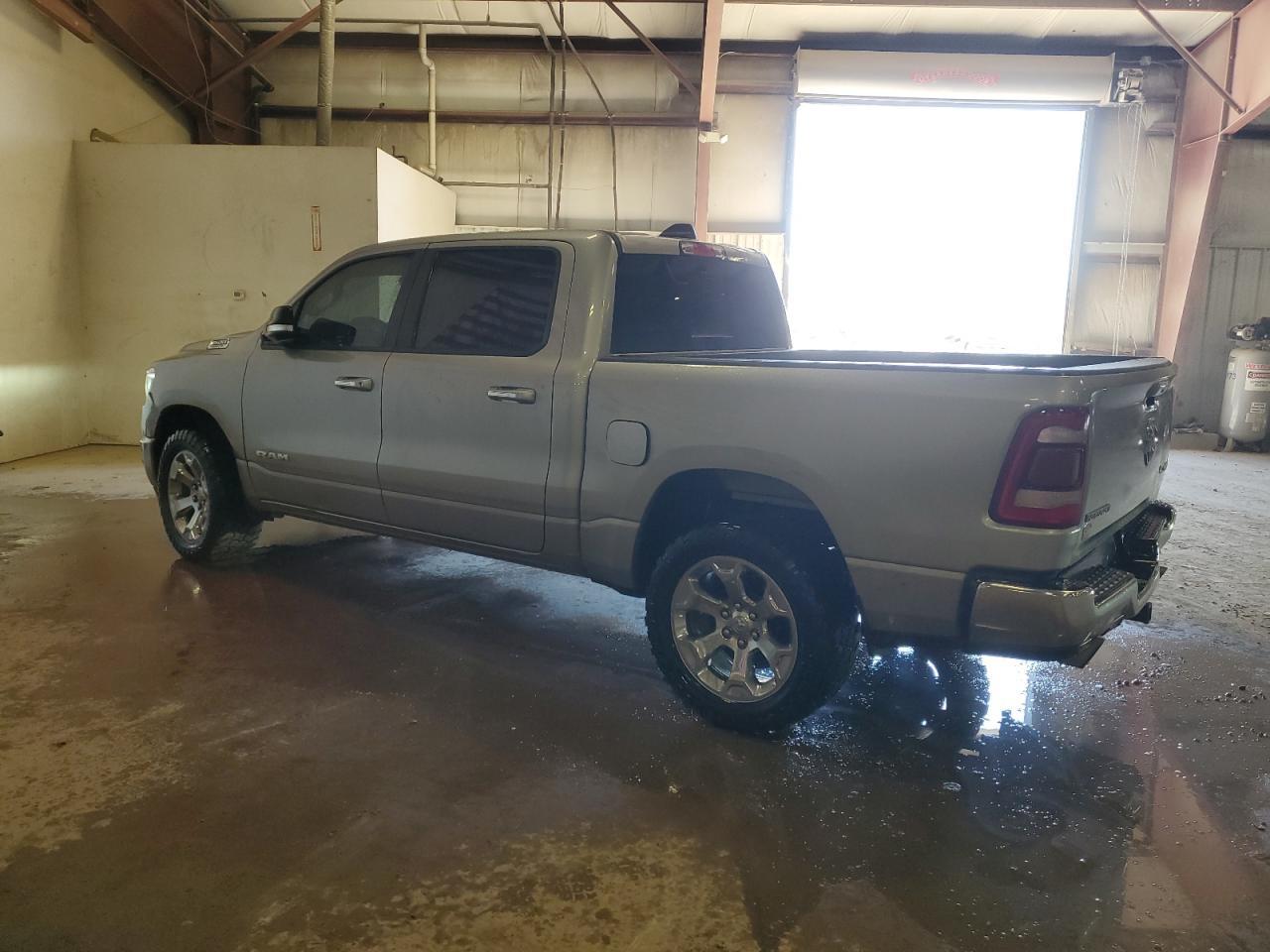 2019 RAM 1500 BIG H - Фото 2