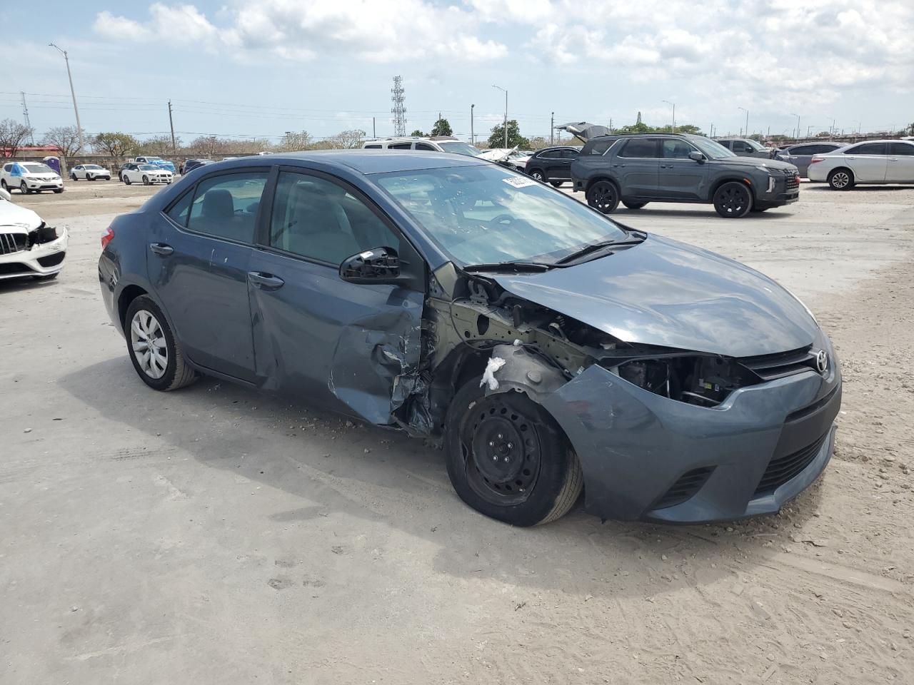 2014 TOYOTA COROLLA L - Image 4