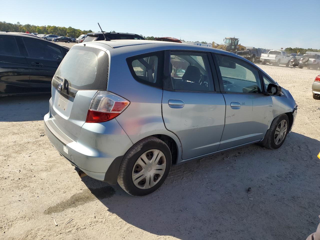 2011 HONDA FIT - Image 3