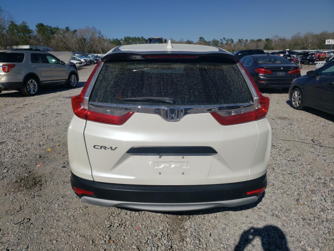 2017 HONDA CR-V LX - Image 6