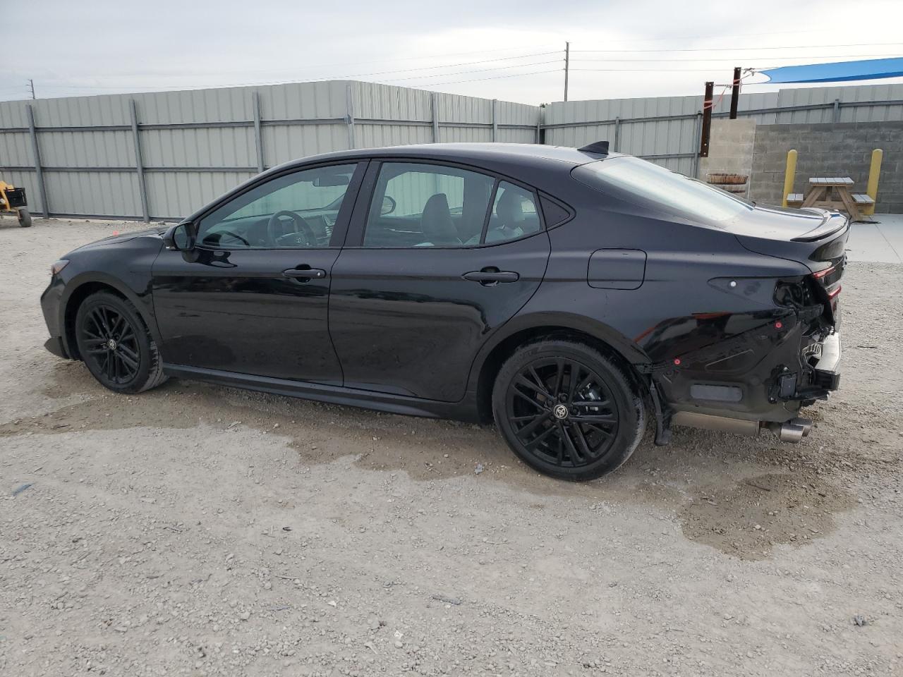 2025 TOYOTA CAMRY XSE - Фото 2