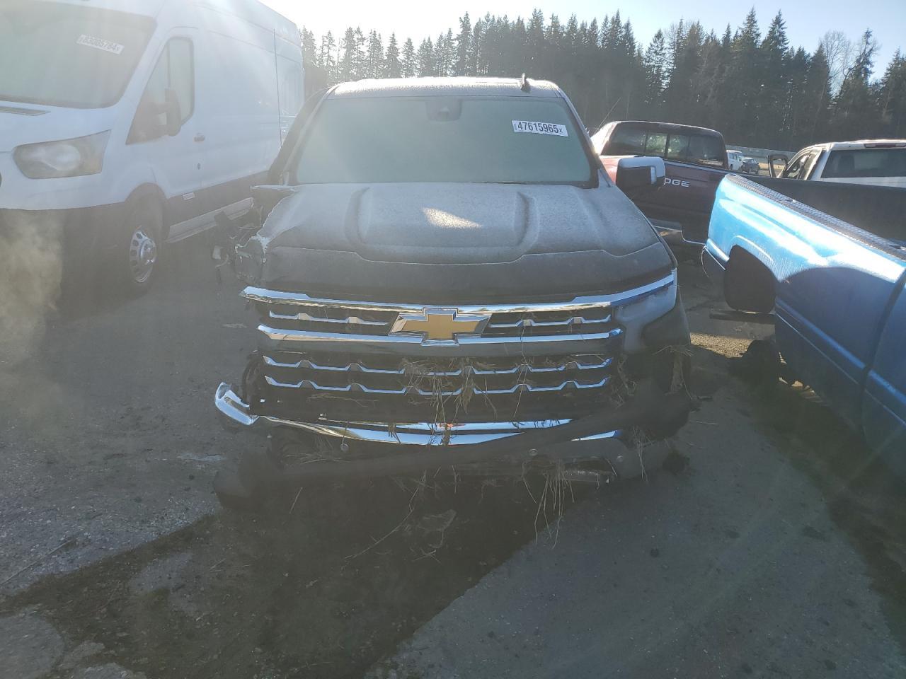 2023 CHEVROLET SILVERADO - Фото 5