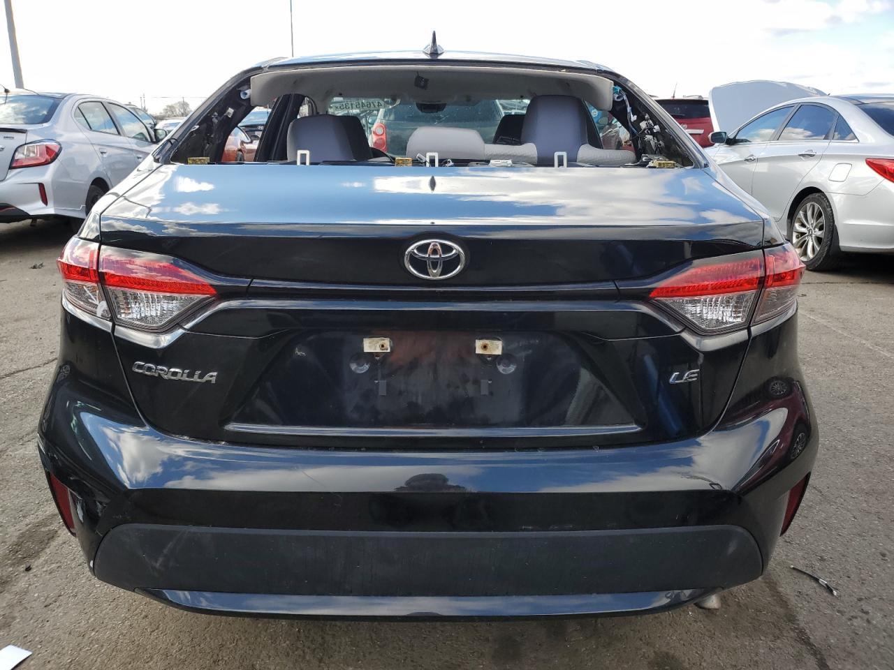 2020 TOYOTA COROLLA LE - Фото 6