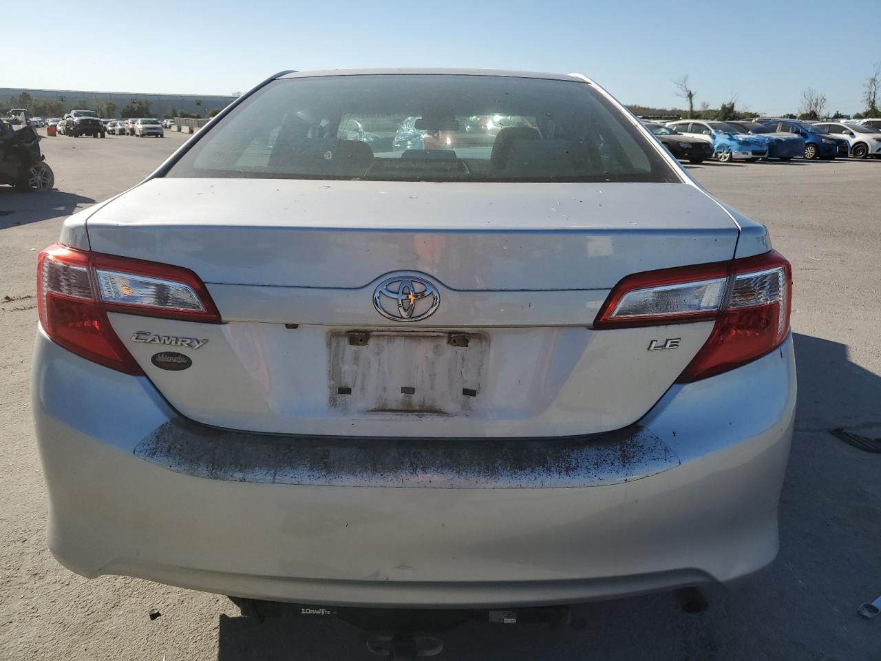 2014 TOYOTA CAMRY L - Image 6