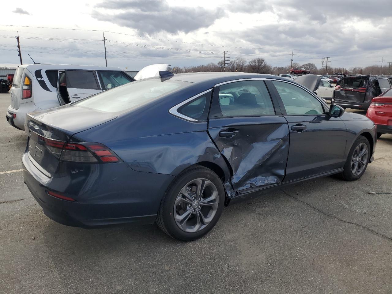 2024 HONDA ACCORD EX - Image 3